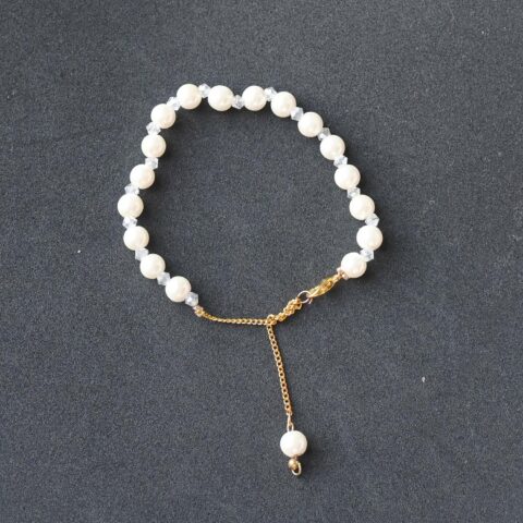 White Pearl Hanging Bracelet